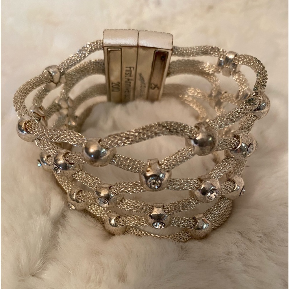 Serena Williams Jewelry 1st Anniversary Silver Magnetic Close Cuff Bracelet New